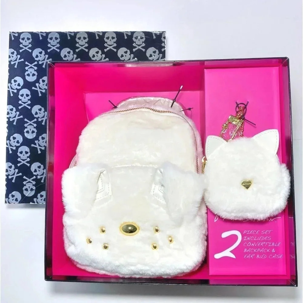 Betsey Johnson Faux-Fur Dog Backpack Crossbody Bag & Cat Keychain Coin Case - Picture 6 of 13